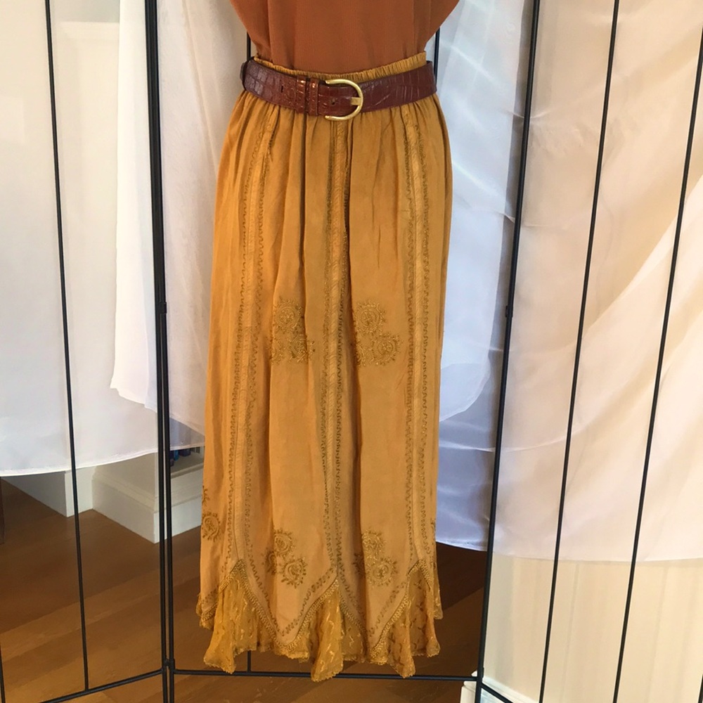 Belma - Woman’s skirt, size Medium